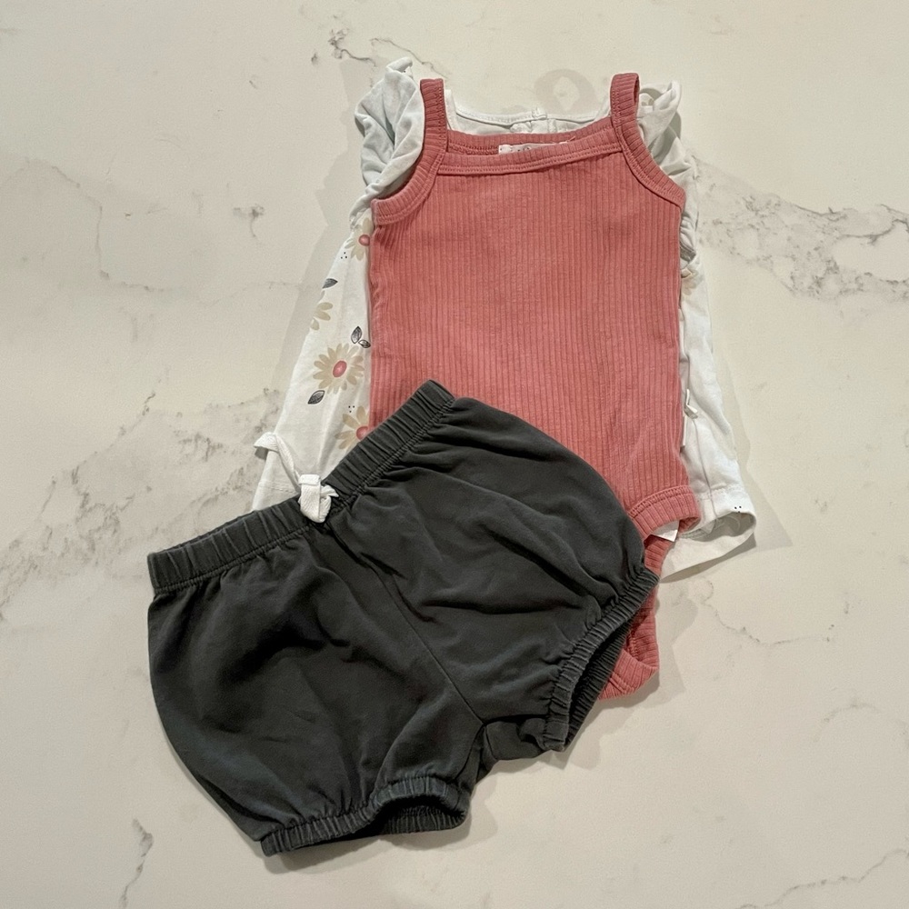 FIRSTS by Petit Lem Marguerites 3pcs Bodysuit 6-9 months
